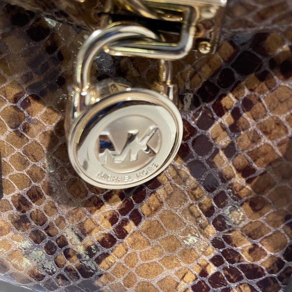 Michael Kors Hamilton python embossed bag - Picture 7 of 10